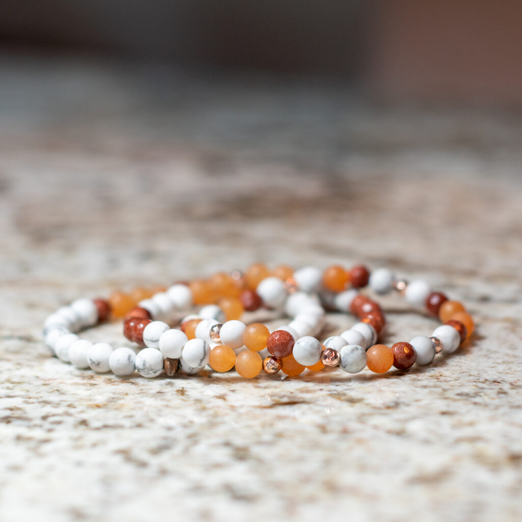 Bracelet pierre semi précieuse aventurine, goldstone, howlite